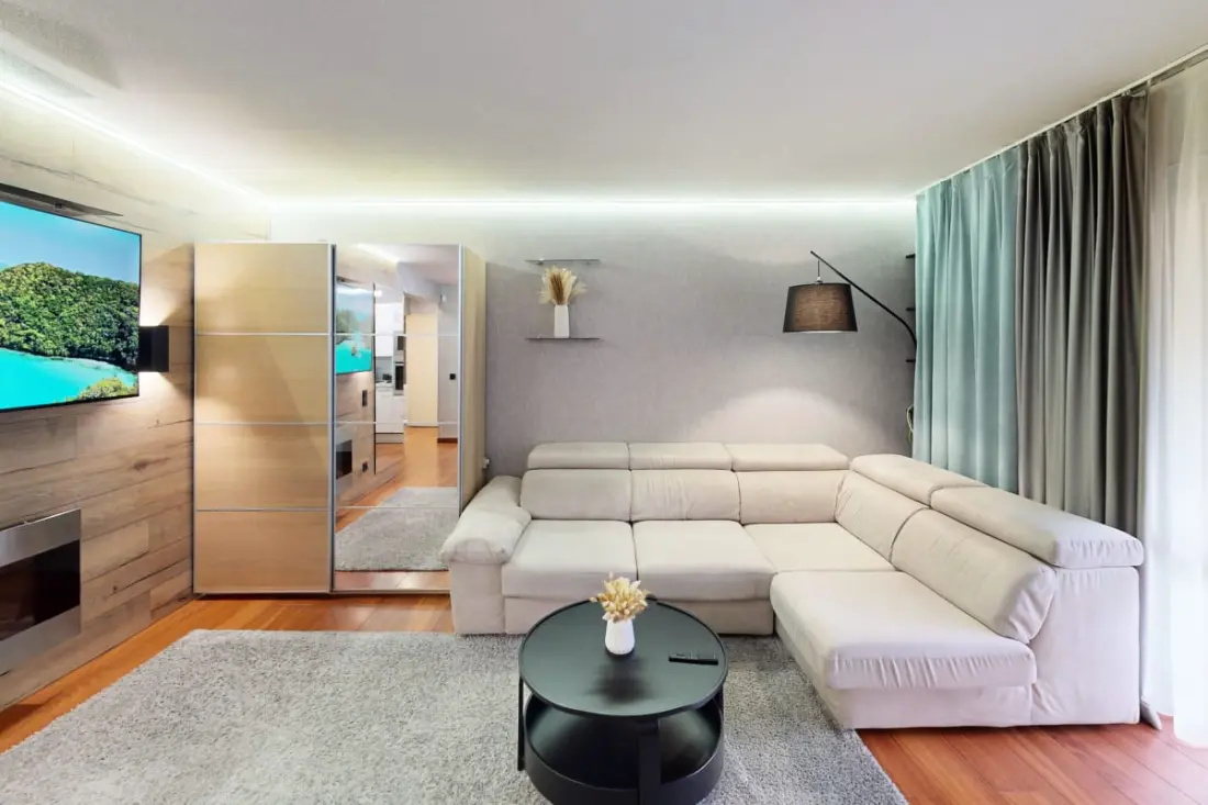 Beau Apt Avec Balcon - 5 Min De La Plage