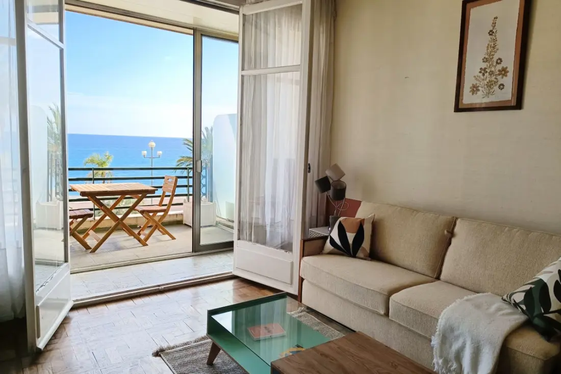 Charmant T1 Avec Terrasse Et Vue Sur Mer