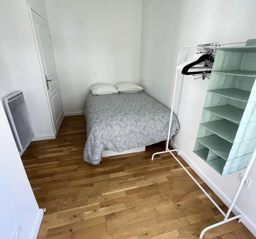 Joli Deux Pièces Avec Balcon à Nice