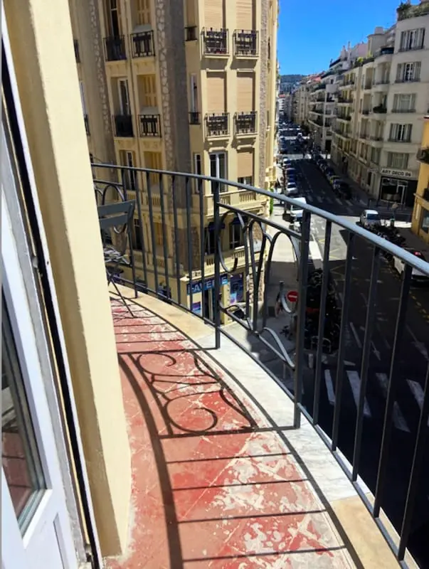 Joli 56m² Avec Balcon En Rotonde Près De La Mer