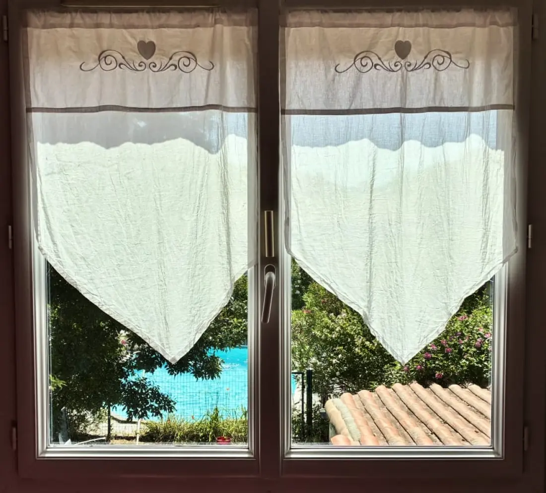 Maison Avec Piscine Privée Et Grand Jardin