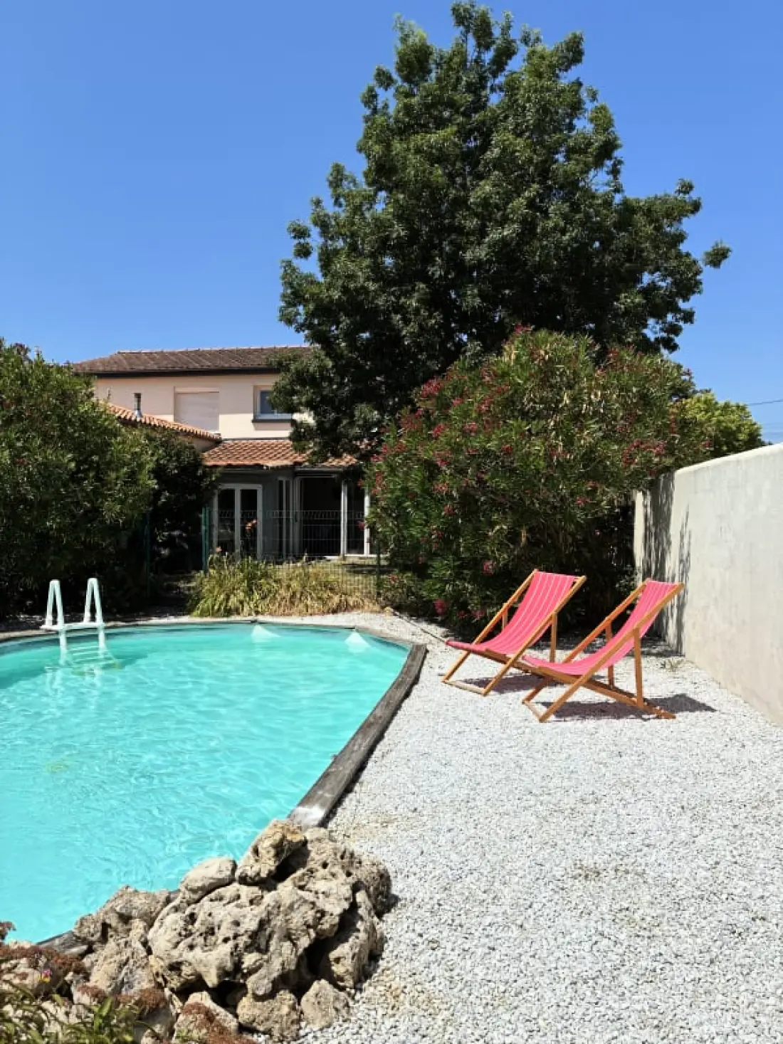 Maison Avec Piscine Privée Et Grand Jardin