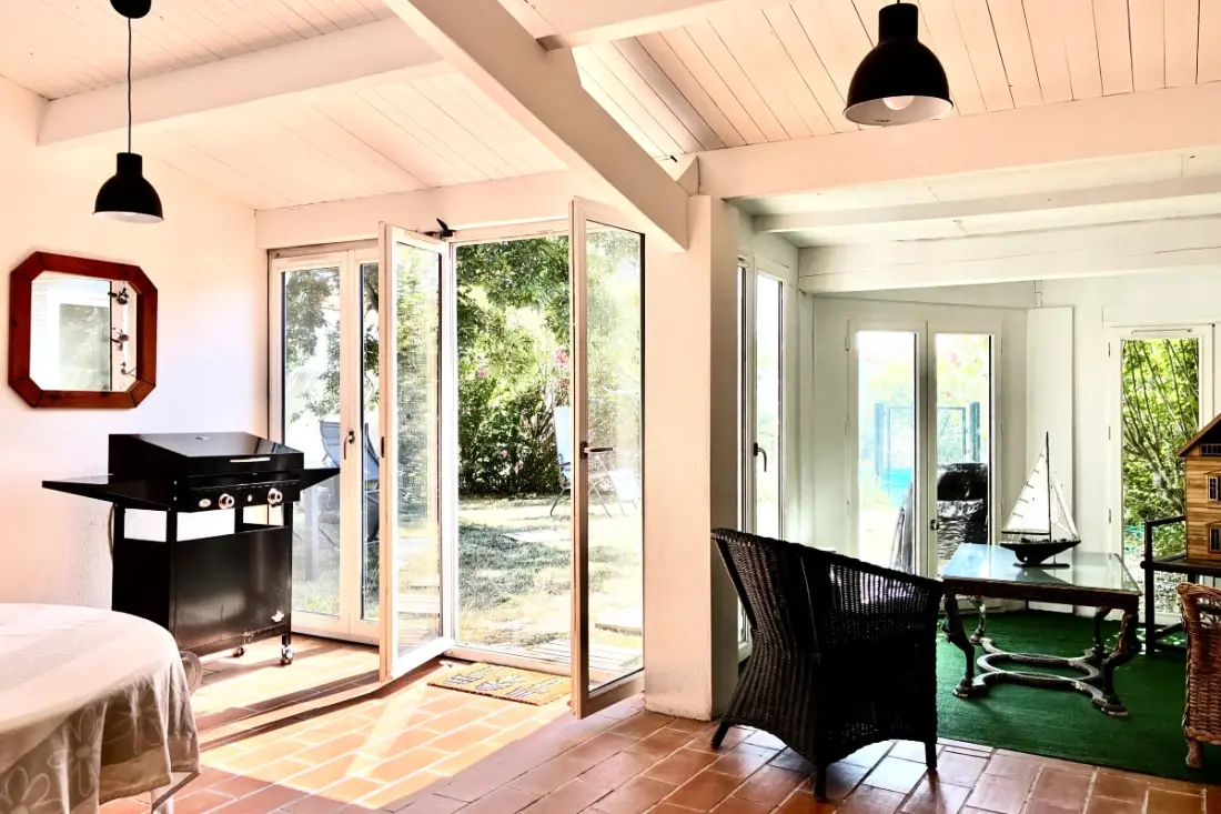 Maison Avec Piscine Privée Et Grand Jardin