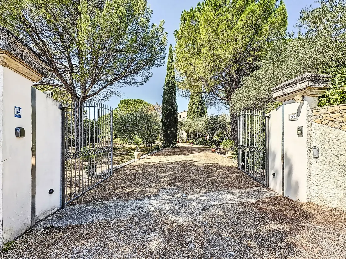 Maison de Vacances Nîmes