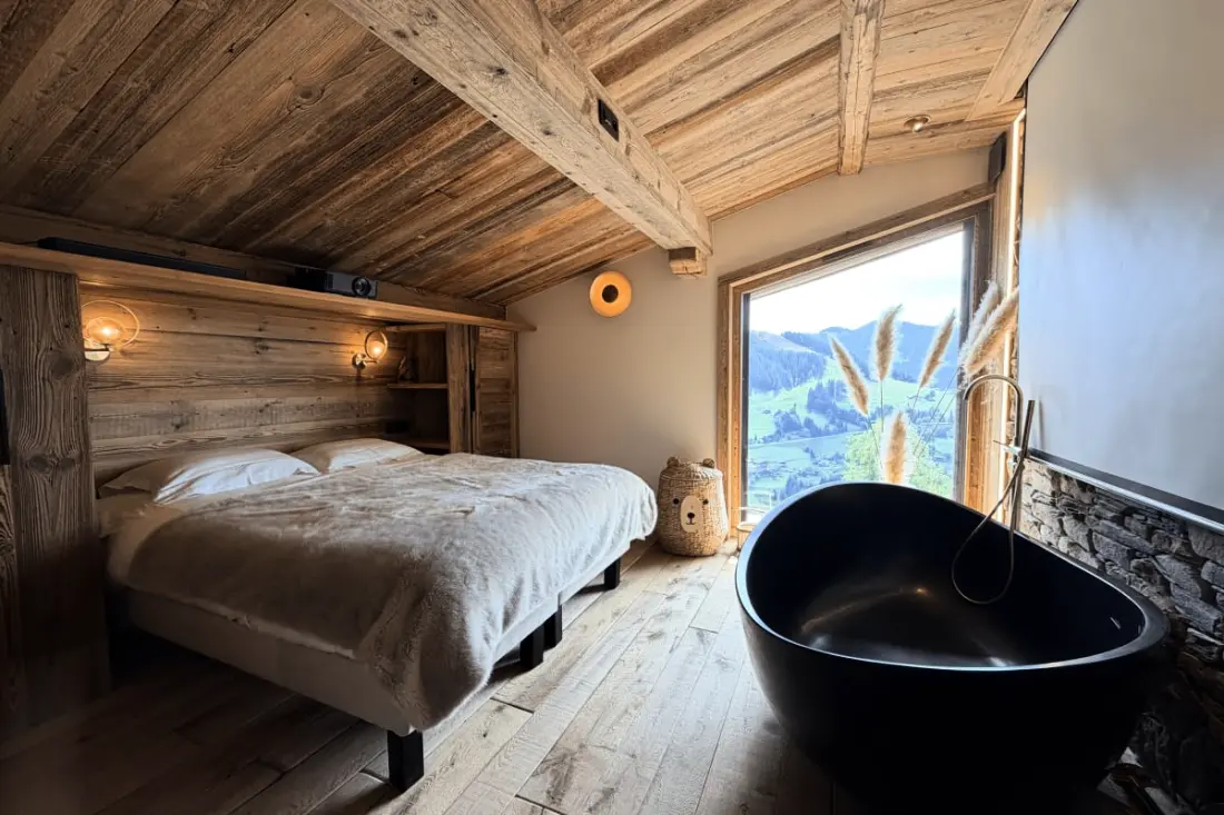 Grand Chalet Avec Piscine Privée Et Bain Nordique