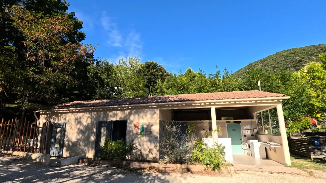 Camping Les Terrasses Provençales 4 étoiles★★★★