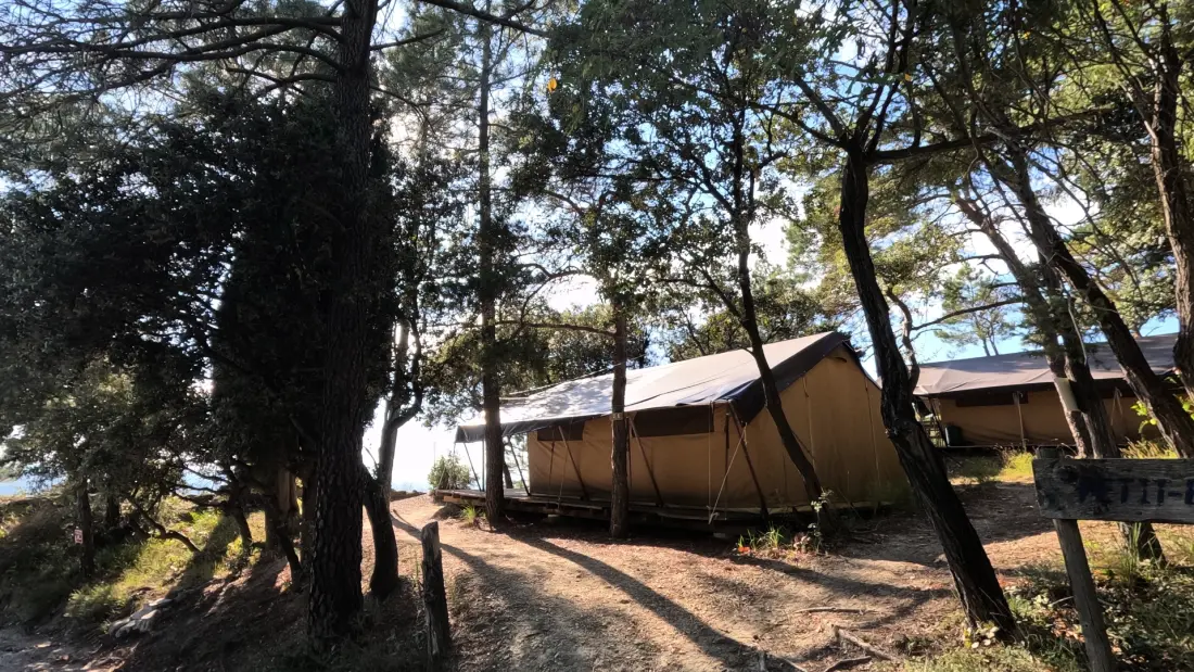 Camping Les Terrasses Provençales 4 étoiles★★★★