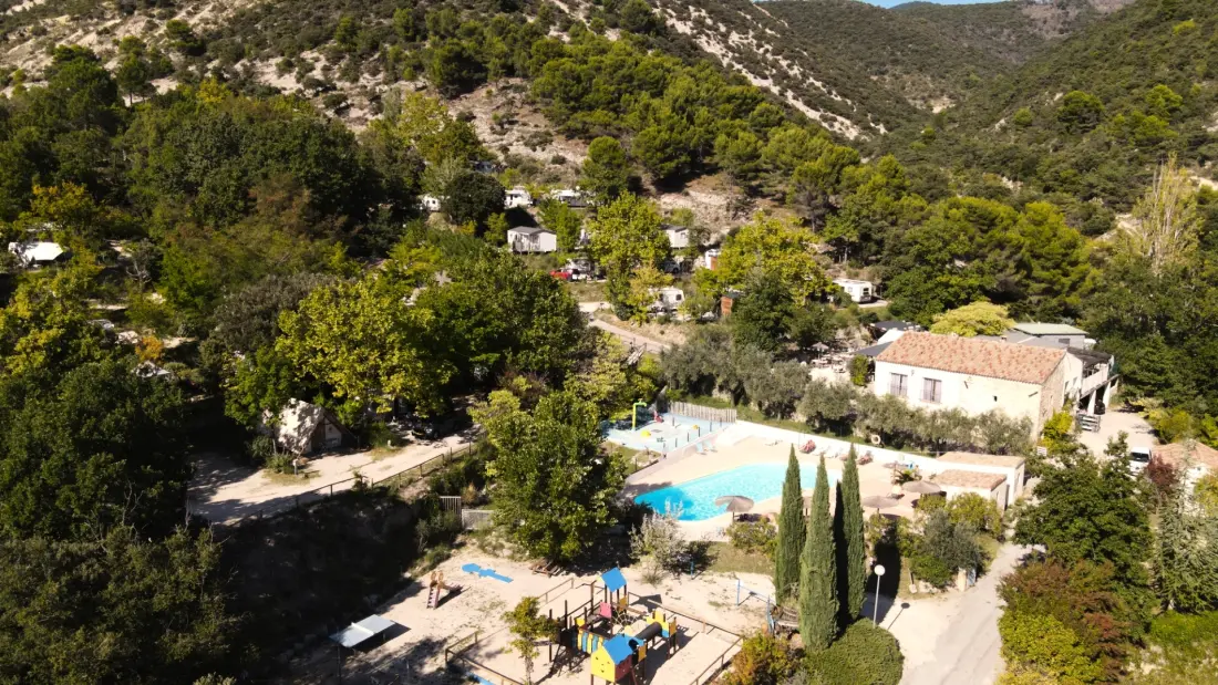 Camping Les Terrasses Provençales 4 étoiles★★★★