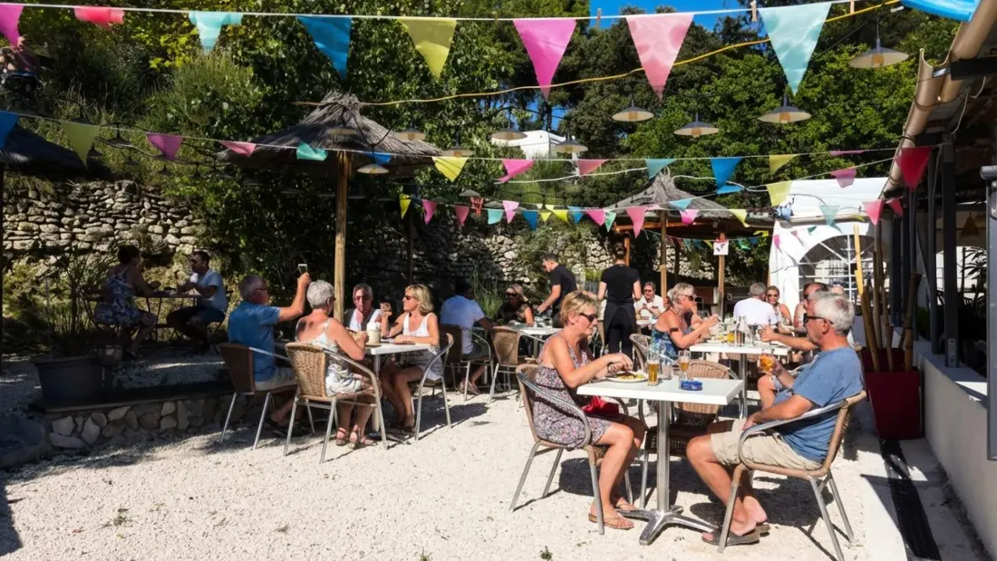 Camping Les Terrasses Provençales 4 étoiles★★★★