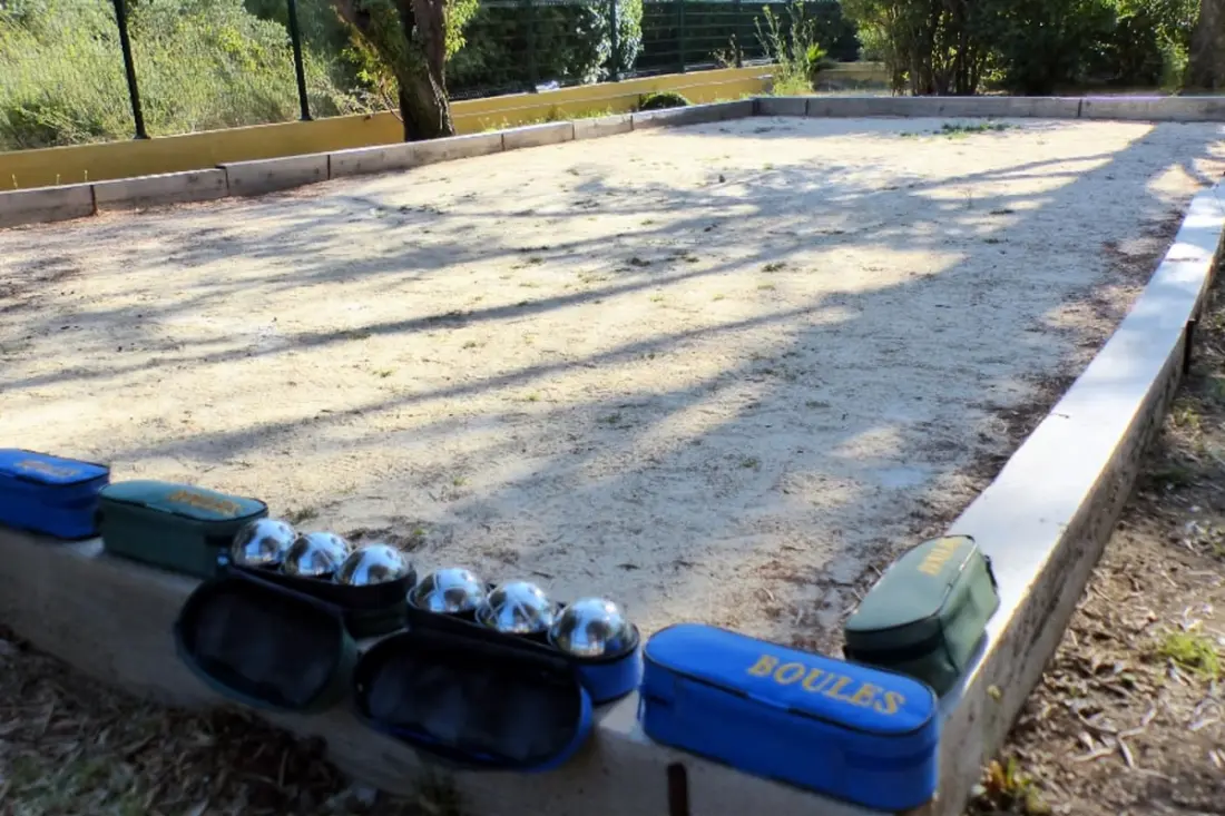 Belle Maison Avec Jardin Et Piscine Privée