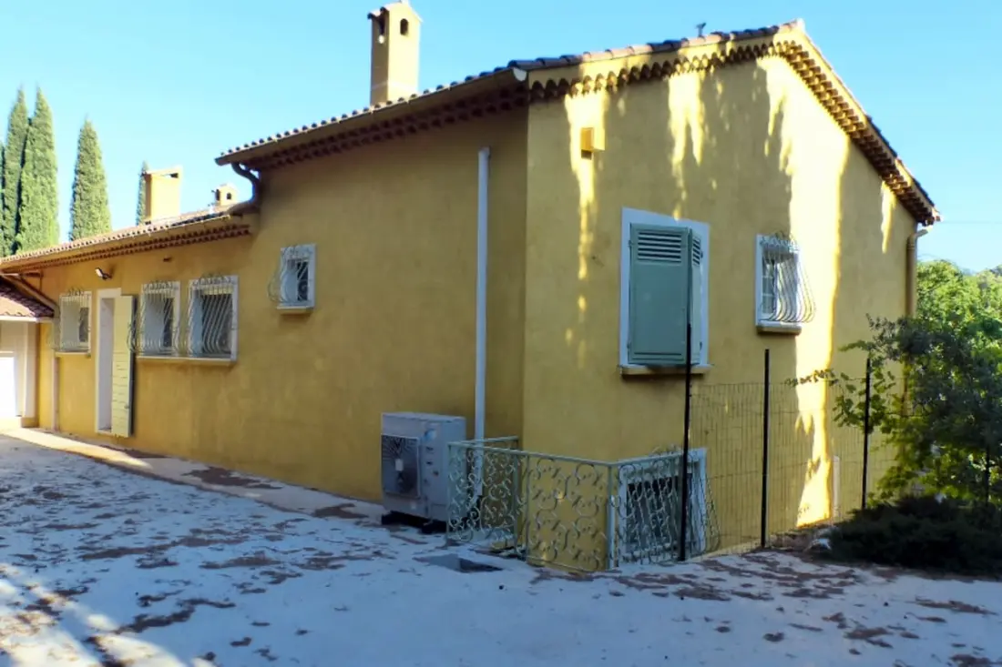 Belle Maison Avec Jardin Et Piscine Privée