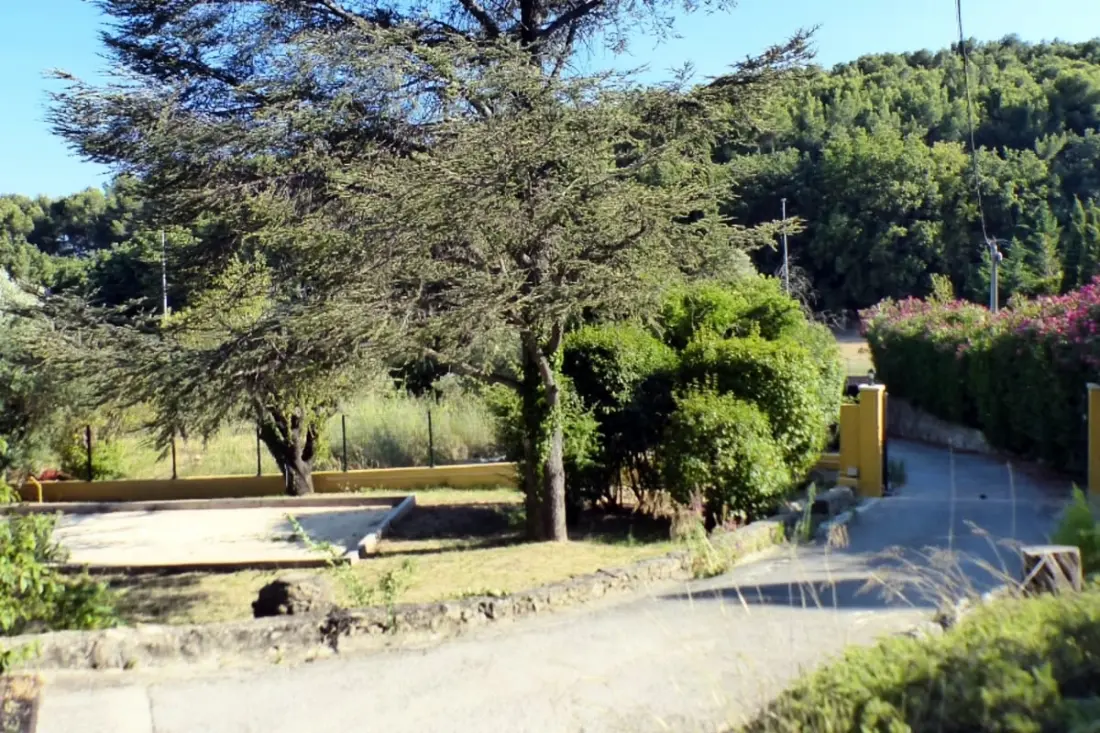 Belle Maison Avec Jardin Et Piscine Privée