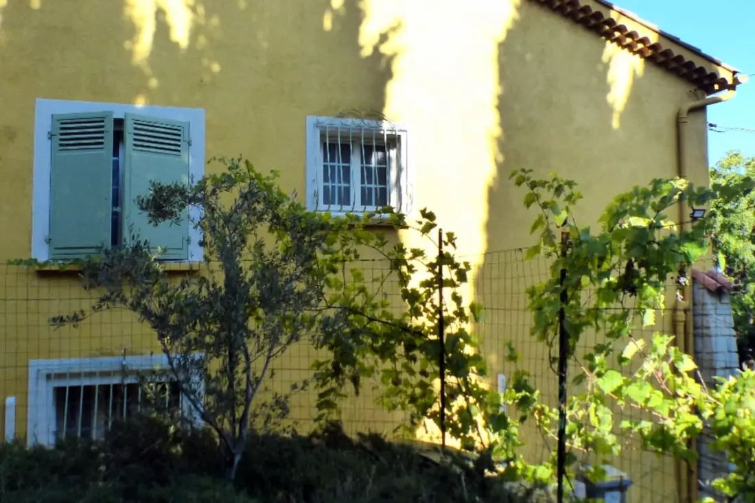 Belle Maison Avec Jardin Et Piscine Privée