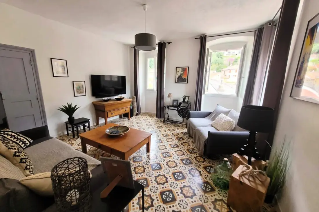 Casa Torra.