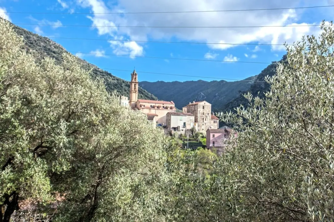 Casa Torra.