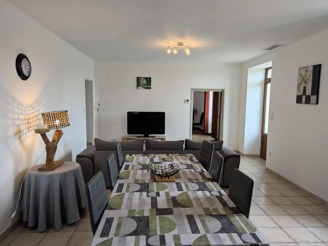 Maison de Vacances Oradour-Fanais 2