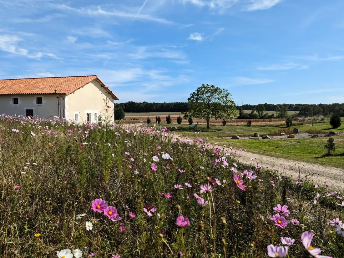 Maison de Vacances Oradour-Fanais 2