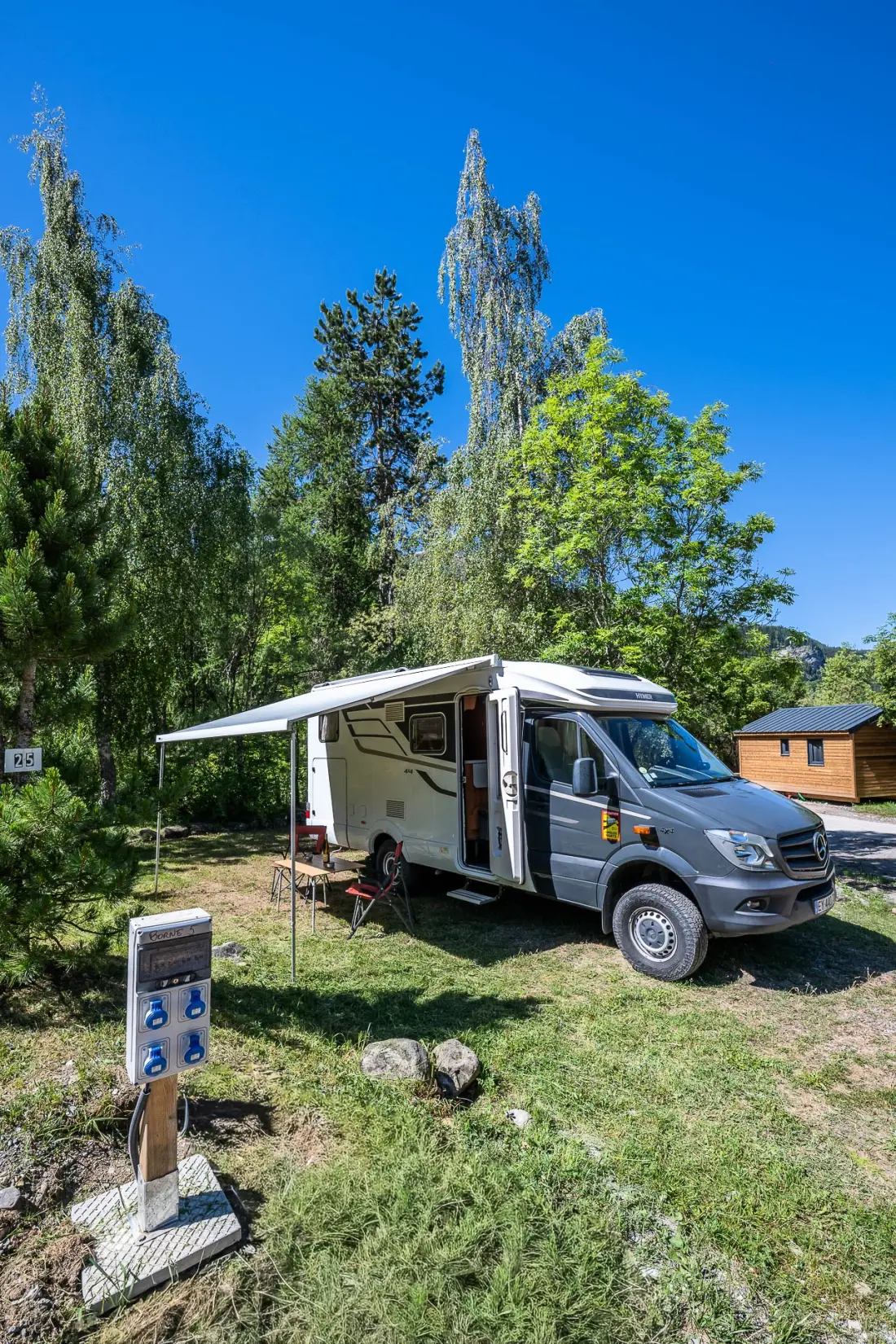 Hôtel et Camping O² Orcières Outdoor Area 3 étoiles★★★