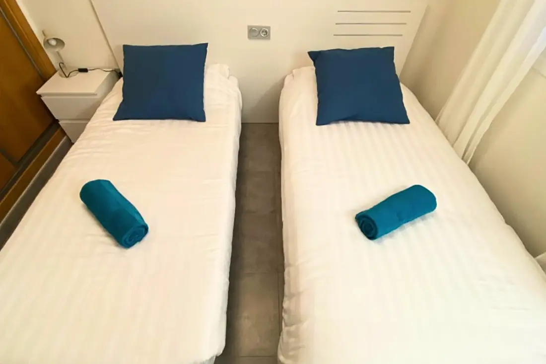 Appartement Moderne Avec Piscine, Terrasse Et Solarium équipé