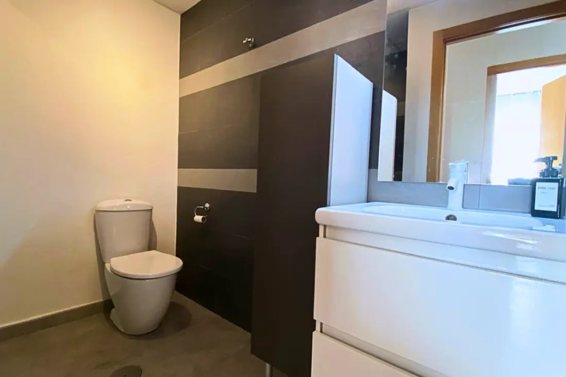 Appartement Moderne Avec Piscine, Terrasse Et Solarium équipé