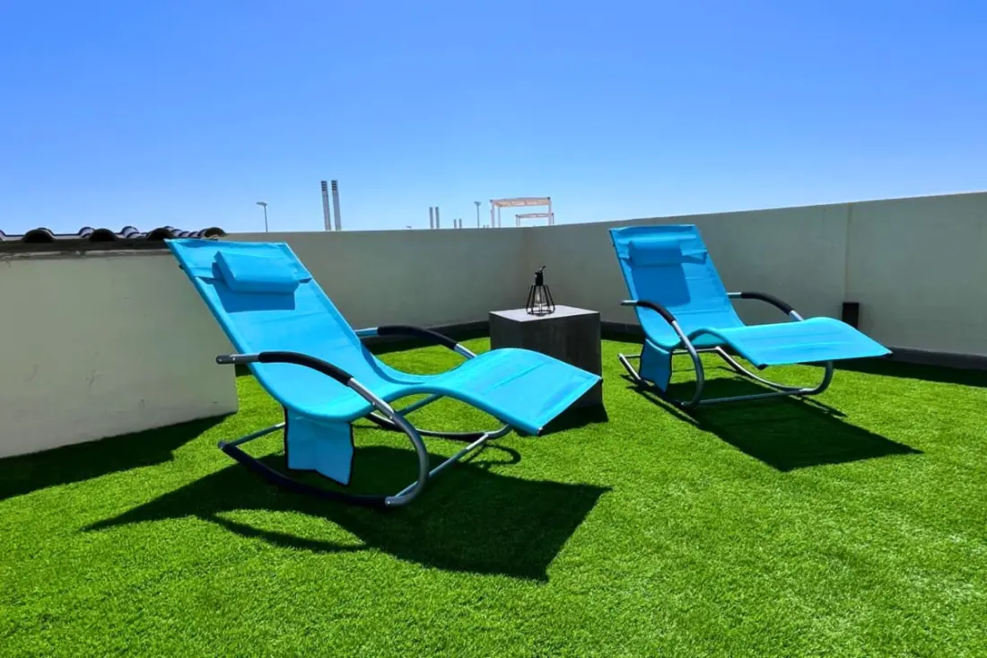 Appartement Moderne Avec Piscine, Terrasse Et Solarium équipé