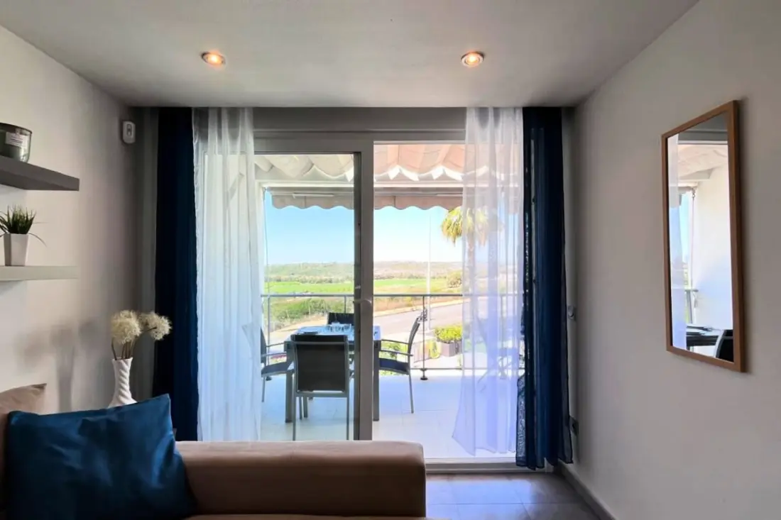 Appartement Moderne Avec Piscine, Terrasse Et Solarium équipé