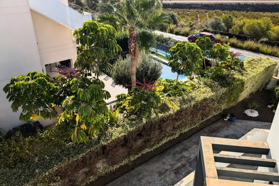 Appartement Moderne Avec Piscine, Terrasse Et Solarium équipé