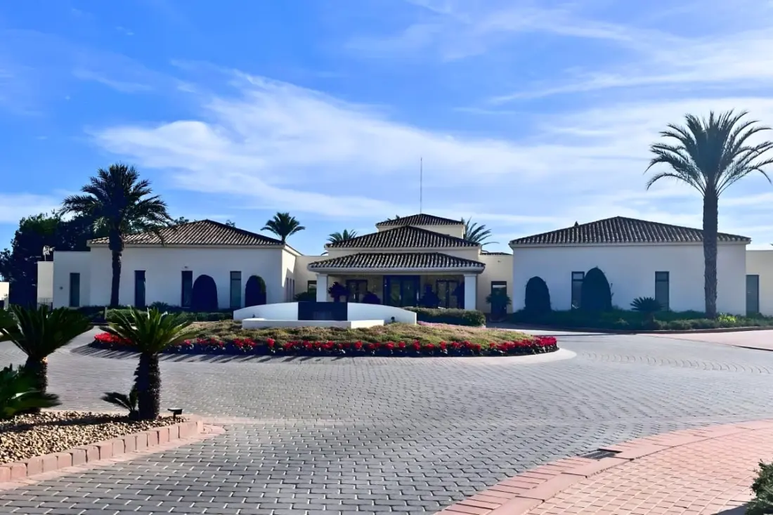 Appartement Premium à Las Colinas · Golf, Piscine &amp; Terrasse