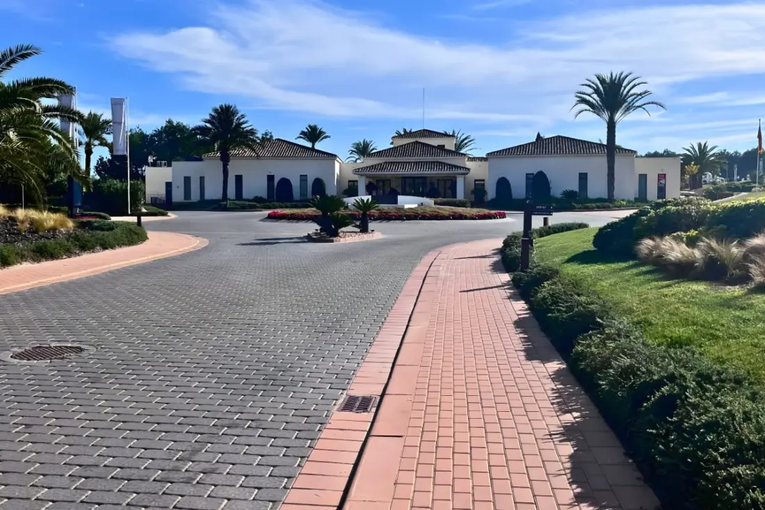 Appartement Premium à Las Colinas · Golf, Piscine &amp; Terrasse