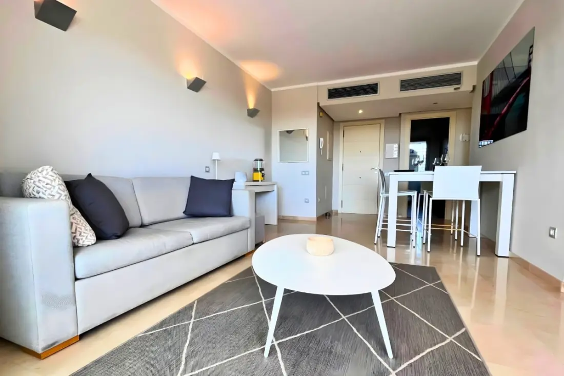 Appartement Premium à Las Colinas · Golf, Piscine &amp; Terrasse