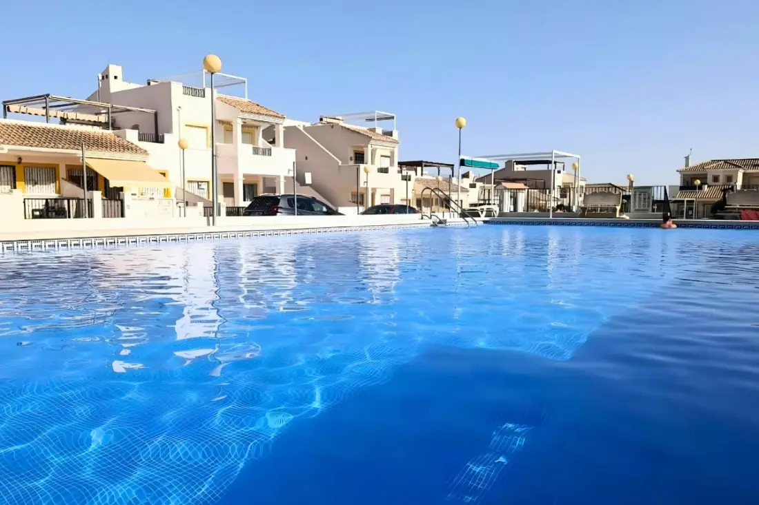 Soleil, Golf Et Piscine : La Villa Idéale Pour Vos Vacances !
