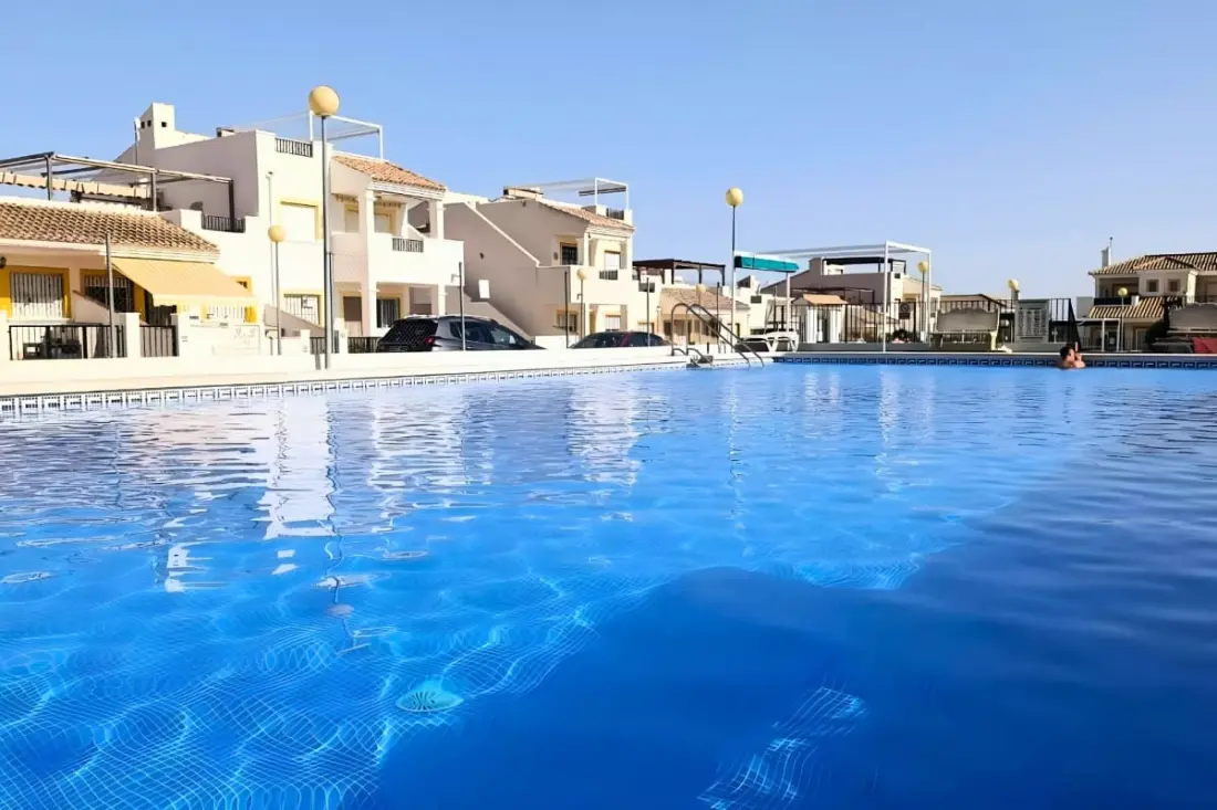 Soleil, Golf Et Piscine : La Villa Idéale Pour Vos Vacances !