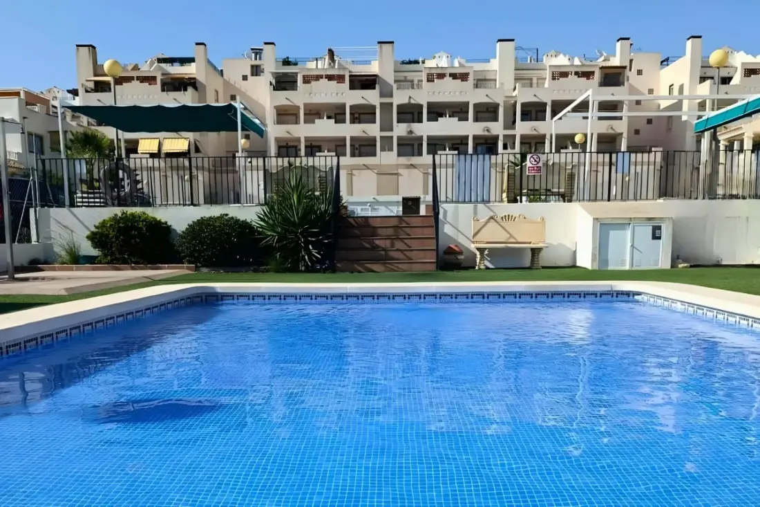 Soleil, Golf Et Piscine : La Villa Idéale Pour Vos Vacances !