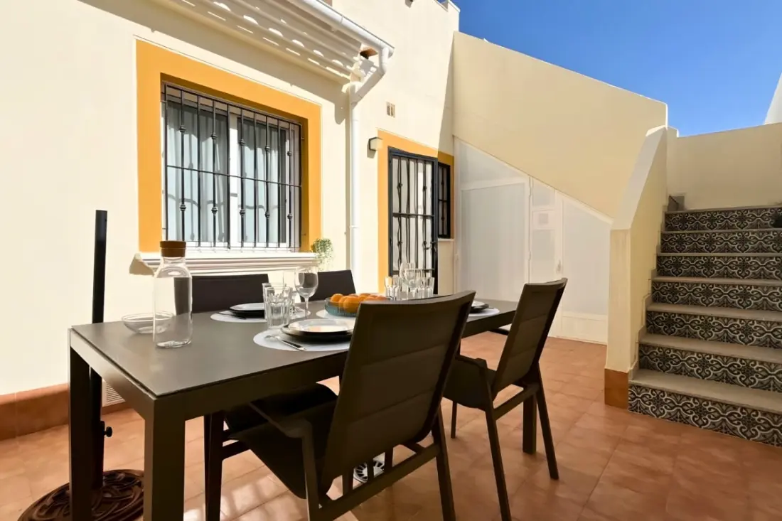 Soleil, Golf Et Piscine : La Villa Idéale Pour Vos Vacances !