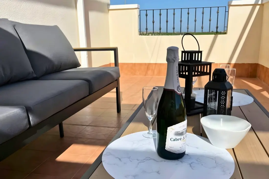 Soleil, Golf Et Piscine : La Villa Idéale Pour Vos Vacances !
