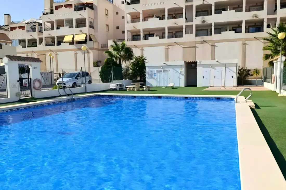 Soleil, Golf Et Piscine : La Villa Idéale Pour Vos Vacances !