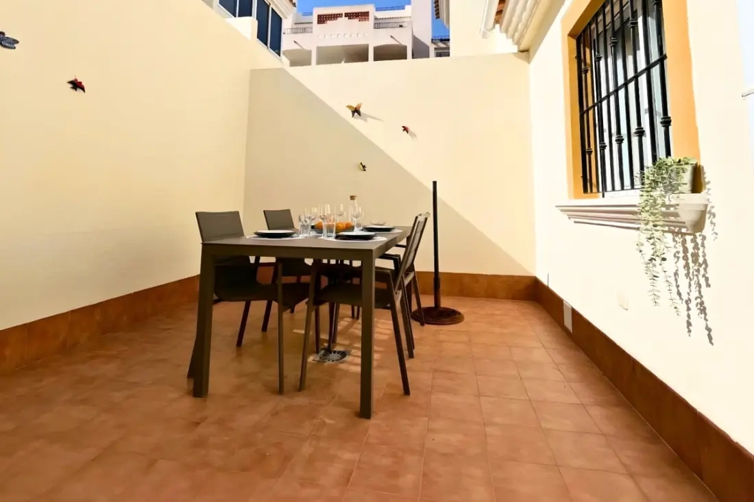 Soleil, Golf Et Piscine : La Villa Idéale Pour Vos Vacances !