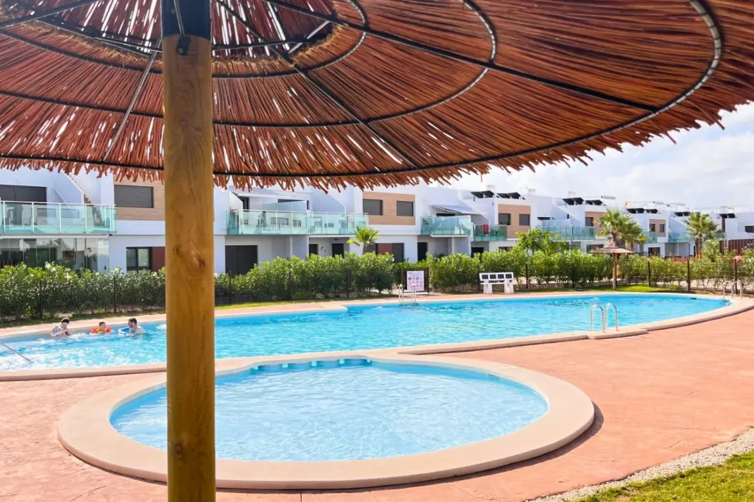 Appartement Moderne, Piscine &amp; Terrasse - Golf Vistabella