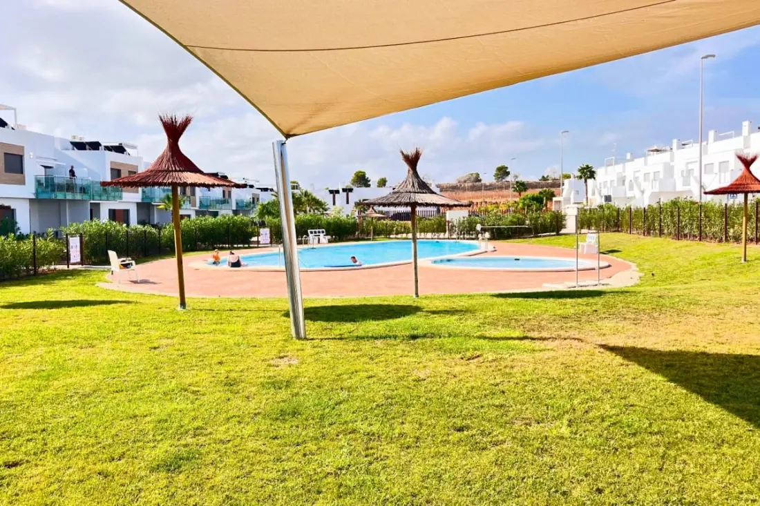 Appartement Moderne, Piscine &amp; Terrasse - Golf Vistabella