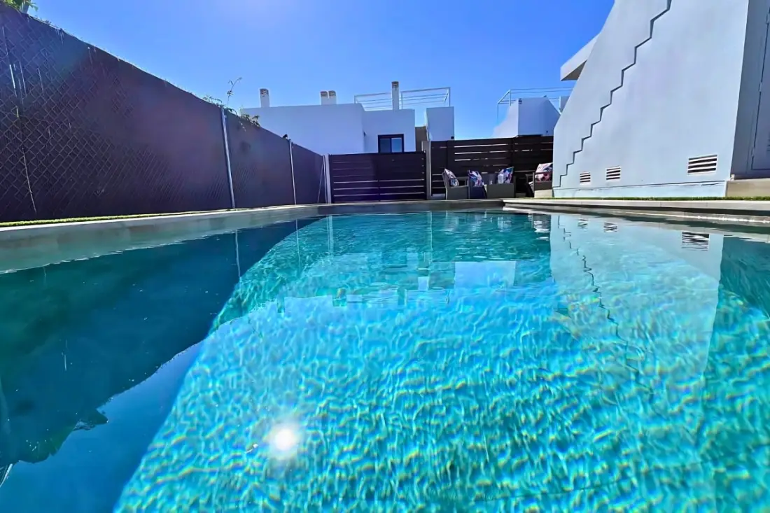 Golf, Soleil Et Piscine Privée Pour Un Séjour De Rêve !
