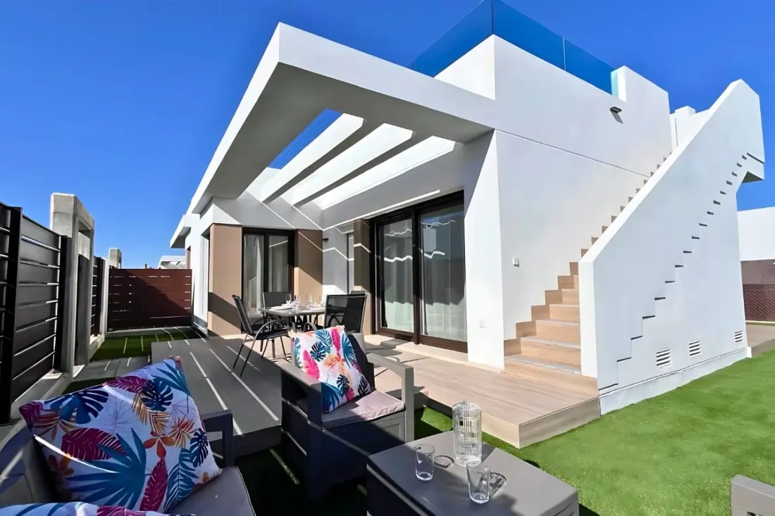 Golf, Soleil Et Piscine Privée Pour Un Séjour De Rêve !