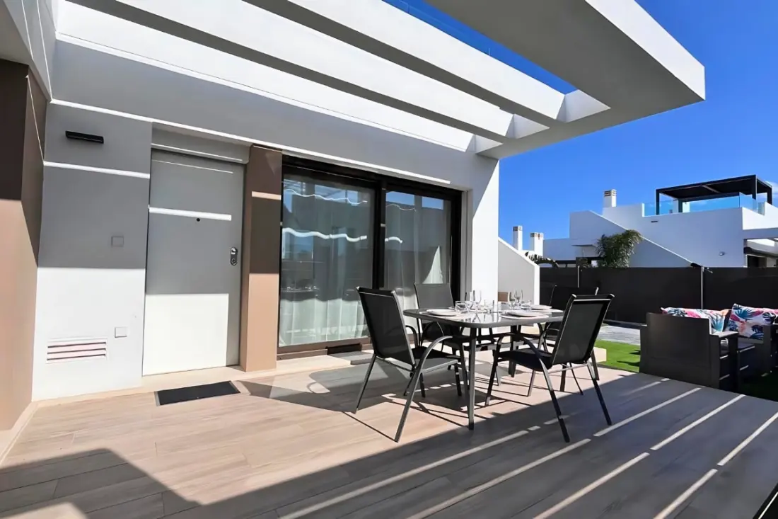 Golf, Soleil Et Piscine Privée Pour Un Séjour De Rêve !