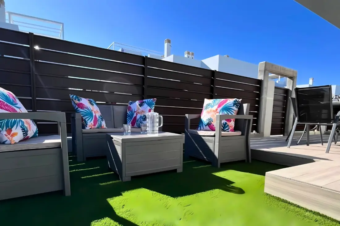 Golf, Soleil Et Piscine Privée Pour Un Séjour De Rêve !