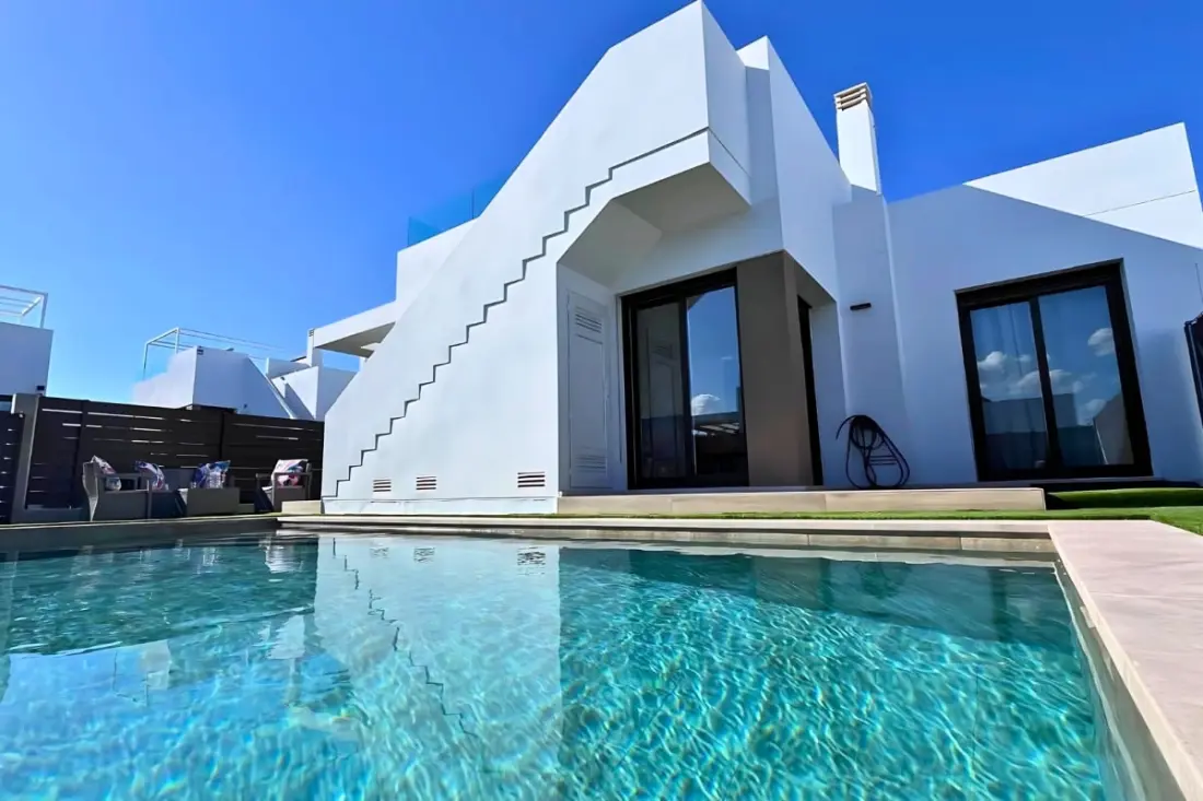 Golf, Soleil Et Piscine Privée Pour Un Séjour De Rêve !