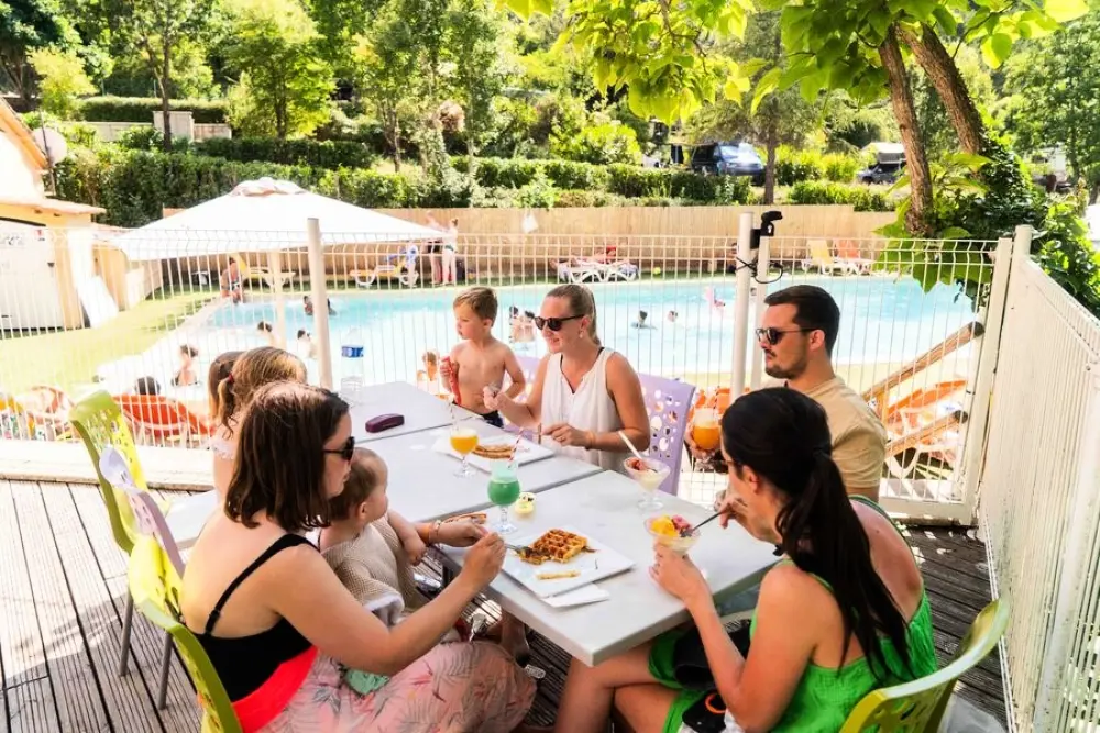 Camping Les Princes d'Orange 3 étoiles★★★