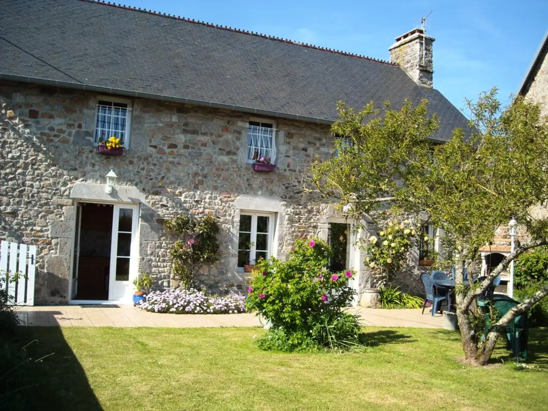 Maison de Vacances ORVAL SUR SIENNE 2