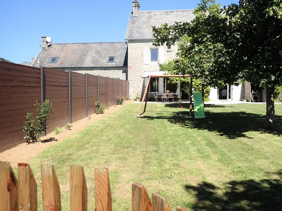 Maison de Vacances ORVAL SUR SIENNE 3
