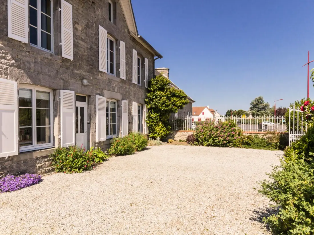 Maison de Vacances ORVAL SUR SIENNE 3