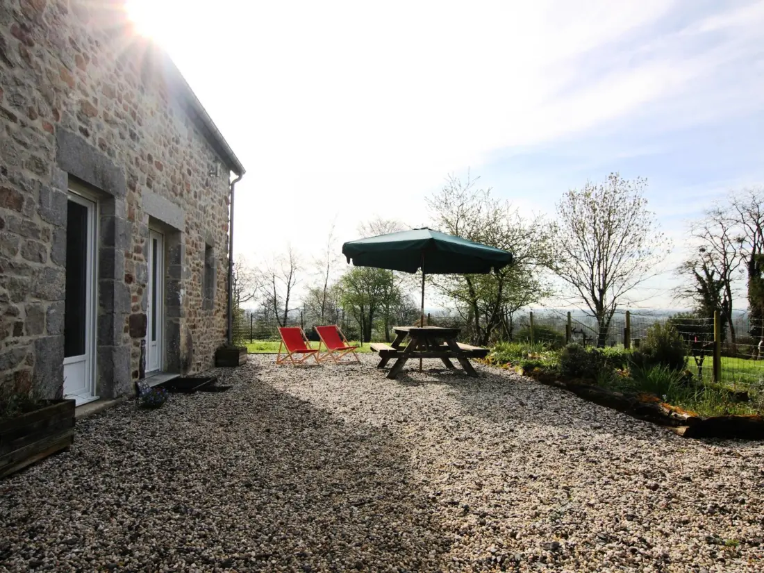 Maison de Vacances ORVAL SUR SIENNE