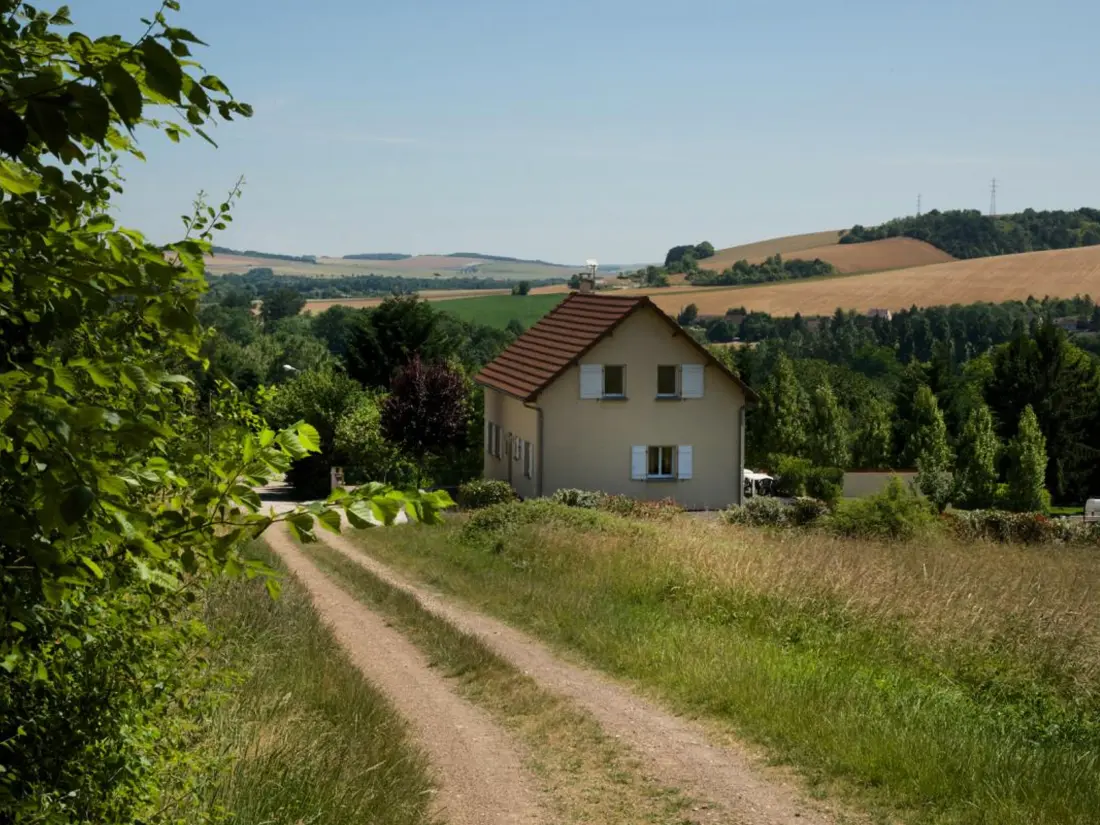 Maison de Vacances Paisy-Cosdon 2